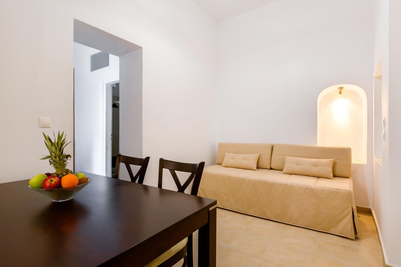 סנטוריני Iriana Suites מראה חיצוני תמונה
