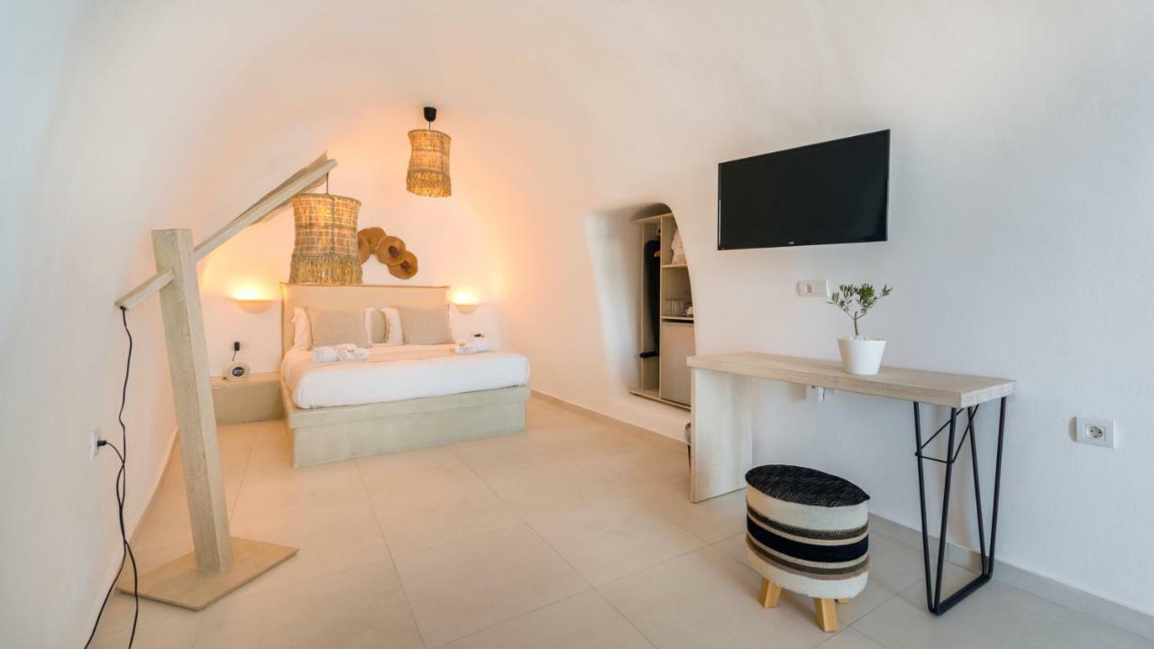 סנטוריני Iriana Suites מראה חיצוני תמונה